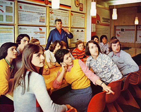Bild: Bild 25: Lehrlingsklasse Instandhaltungsmechaniker mit Abitur 1977